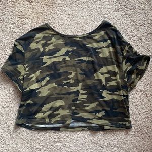 camo crop top